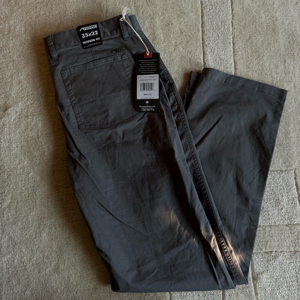 MOVING SALE ✖️ Mountain Khakis Modern Fit Gunmetal 35x32
